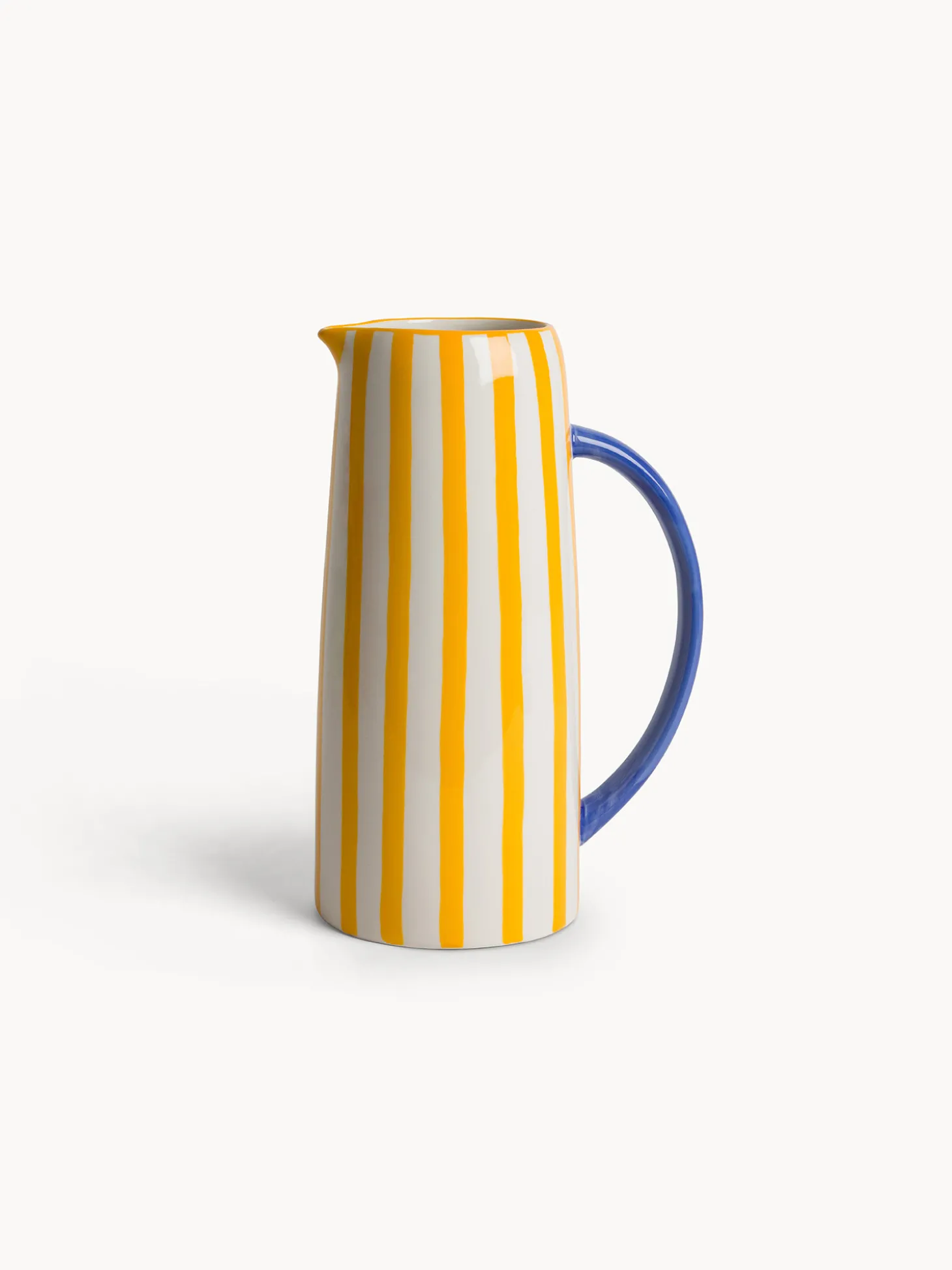 Caraffa in ceramica a righe