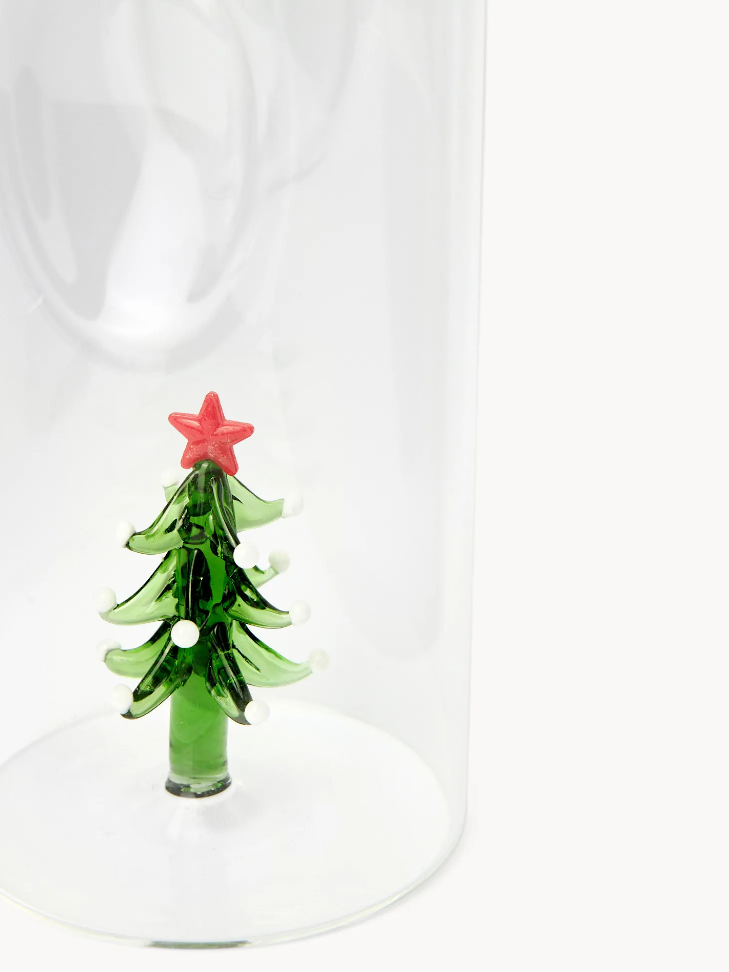 Caraffa in vetro dettaglio alberello