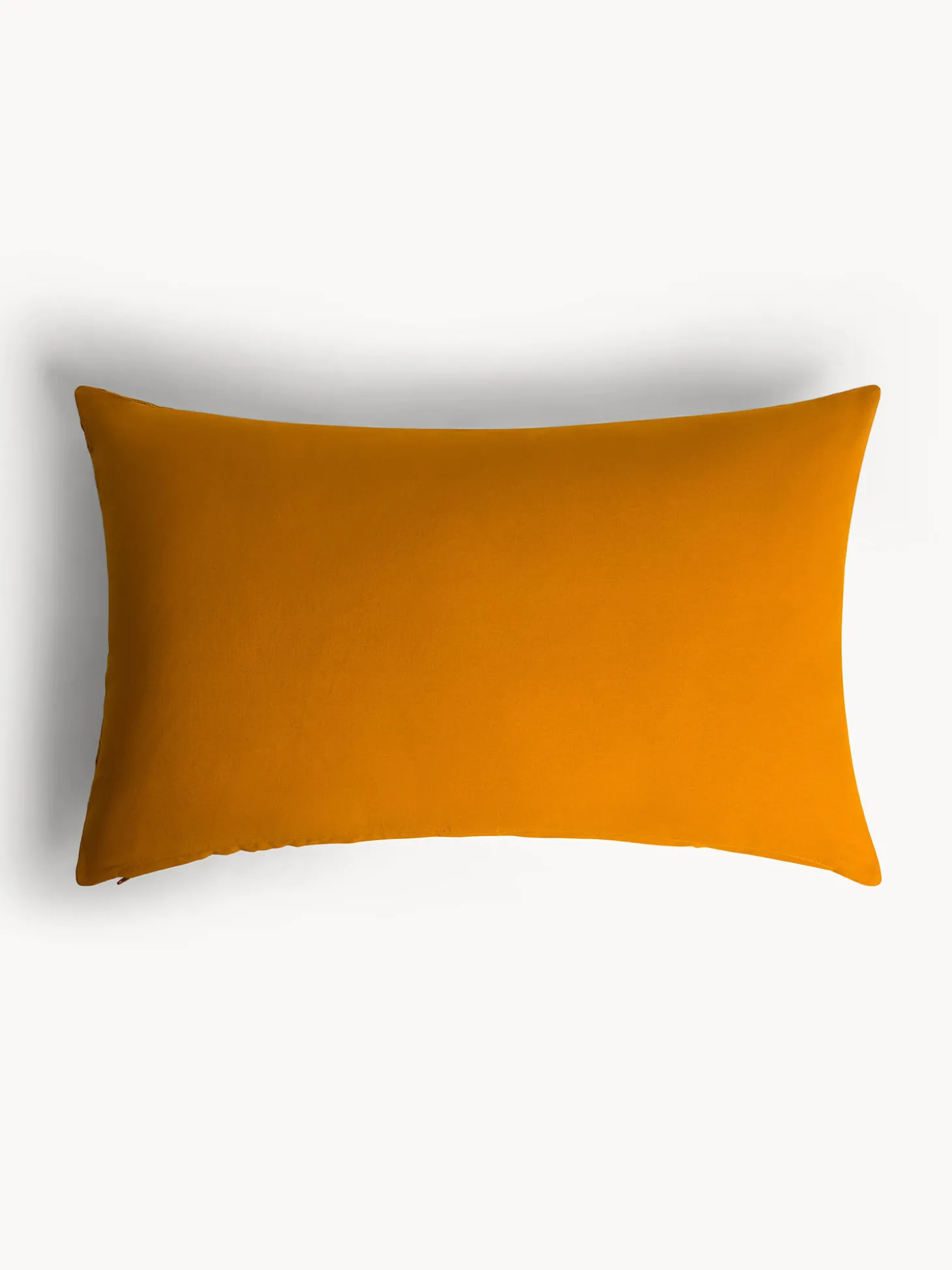 Cuscino 45x65 cm in ciniglia ricamo floreale