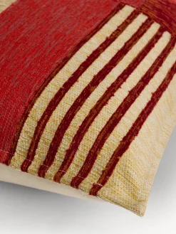 Cuscino 45x45 cm in cotone con ricamo geometrico