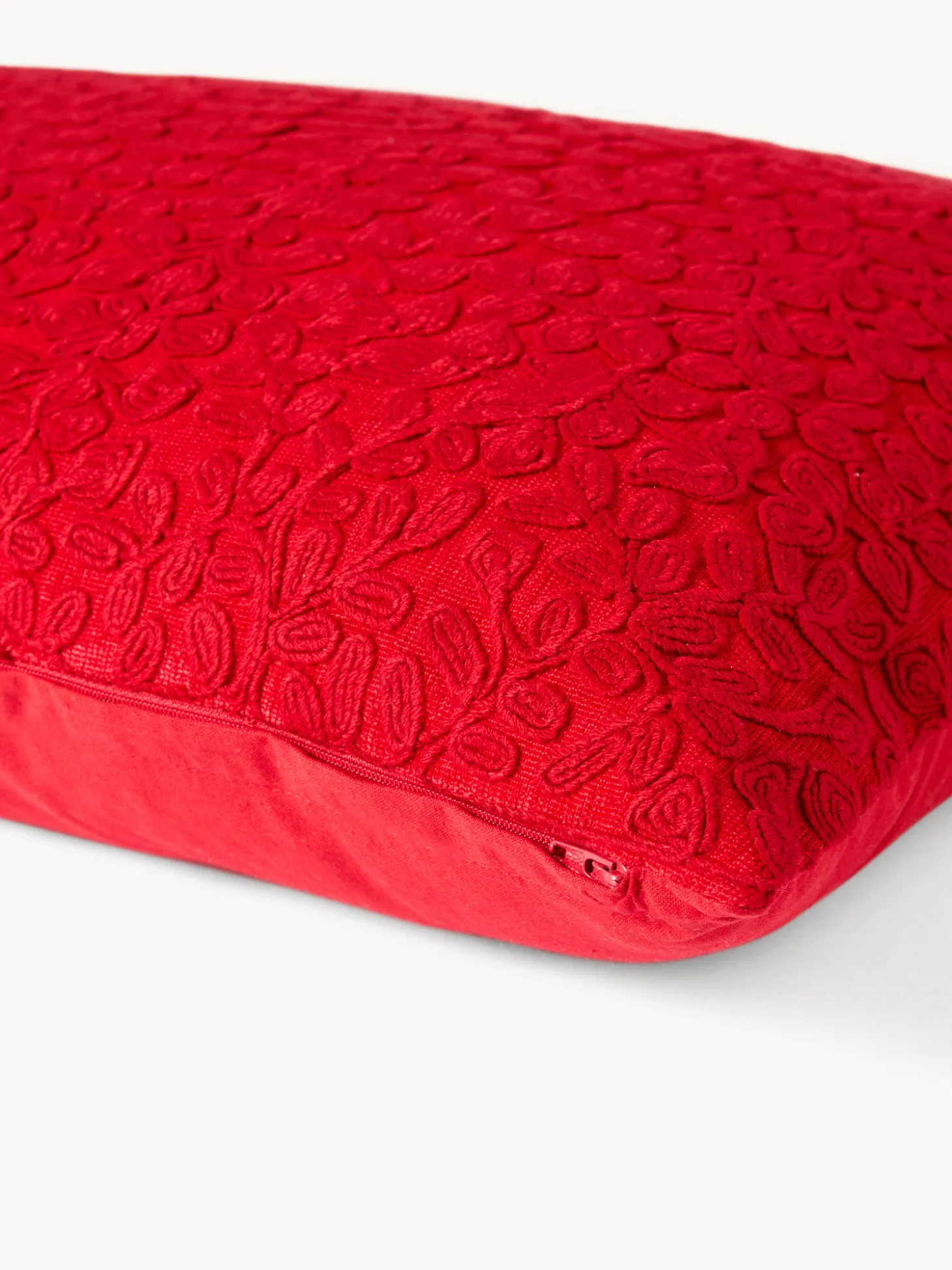 Cuscino 40x65 in ciniglia ricamata
