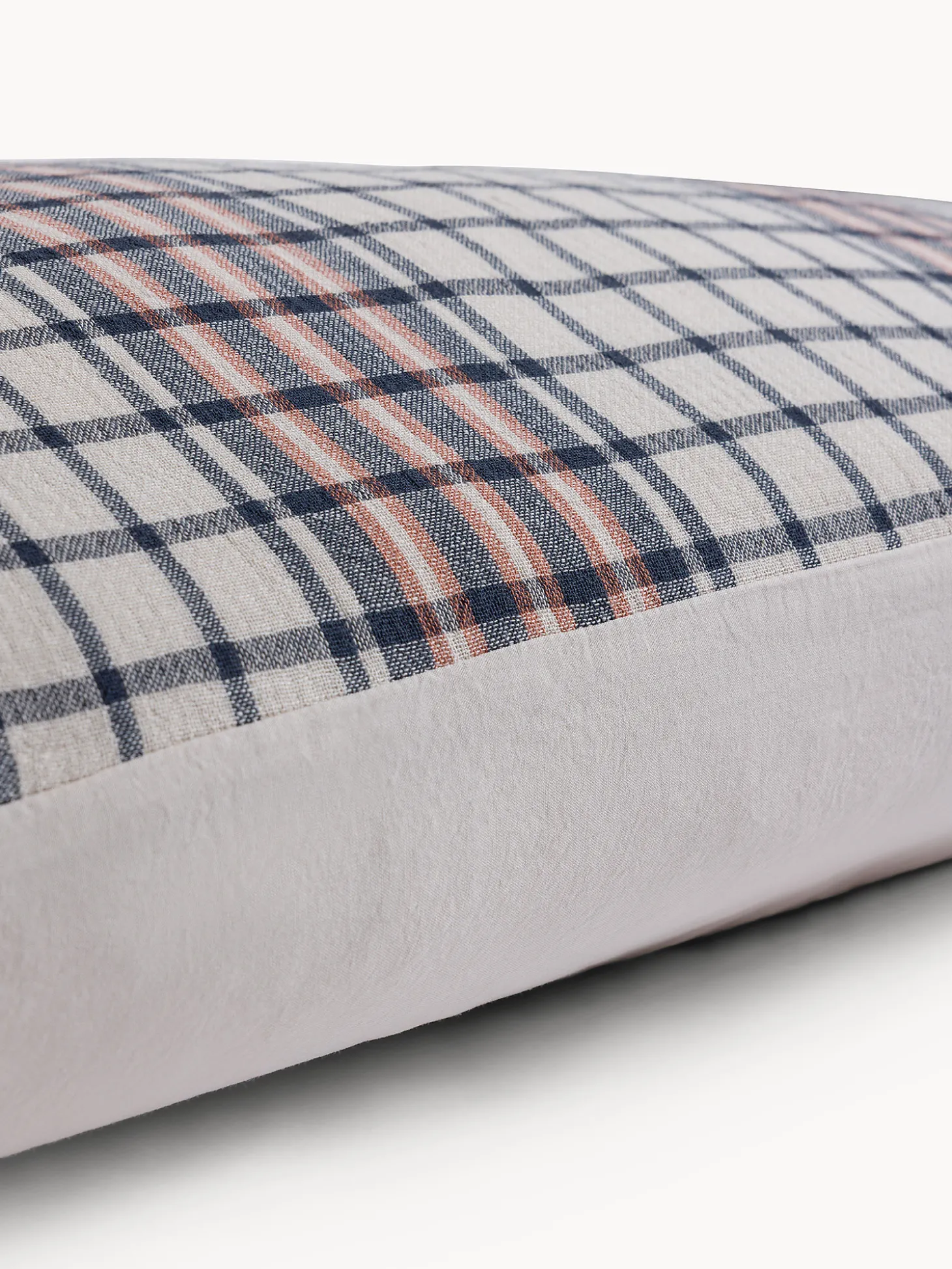Federa in cotone lavato con lavorazione jacquard