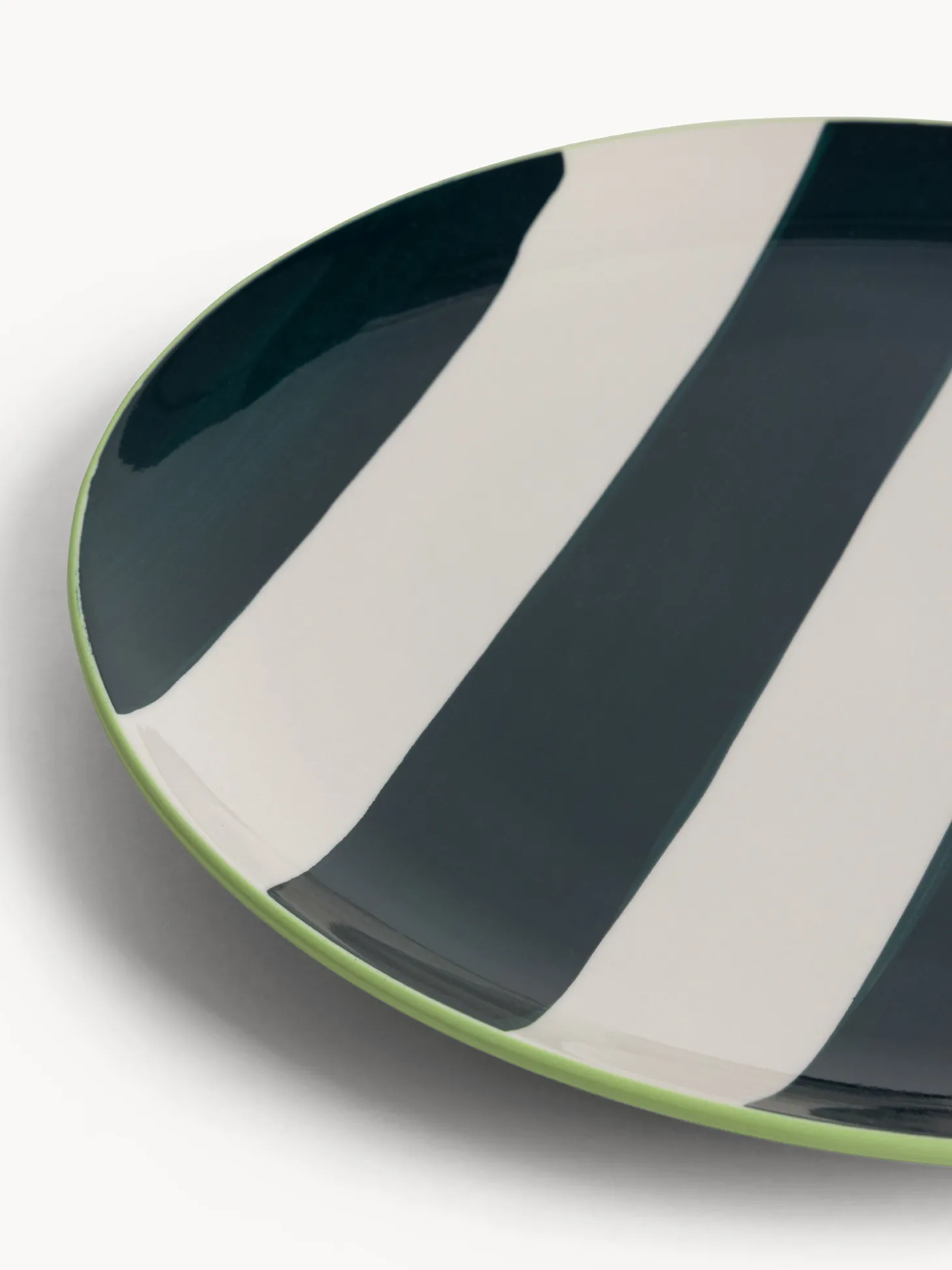 Piatto frutta in ceramica a righe