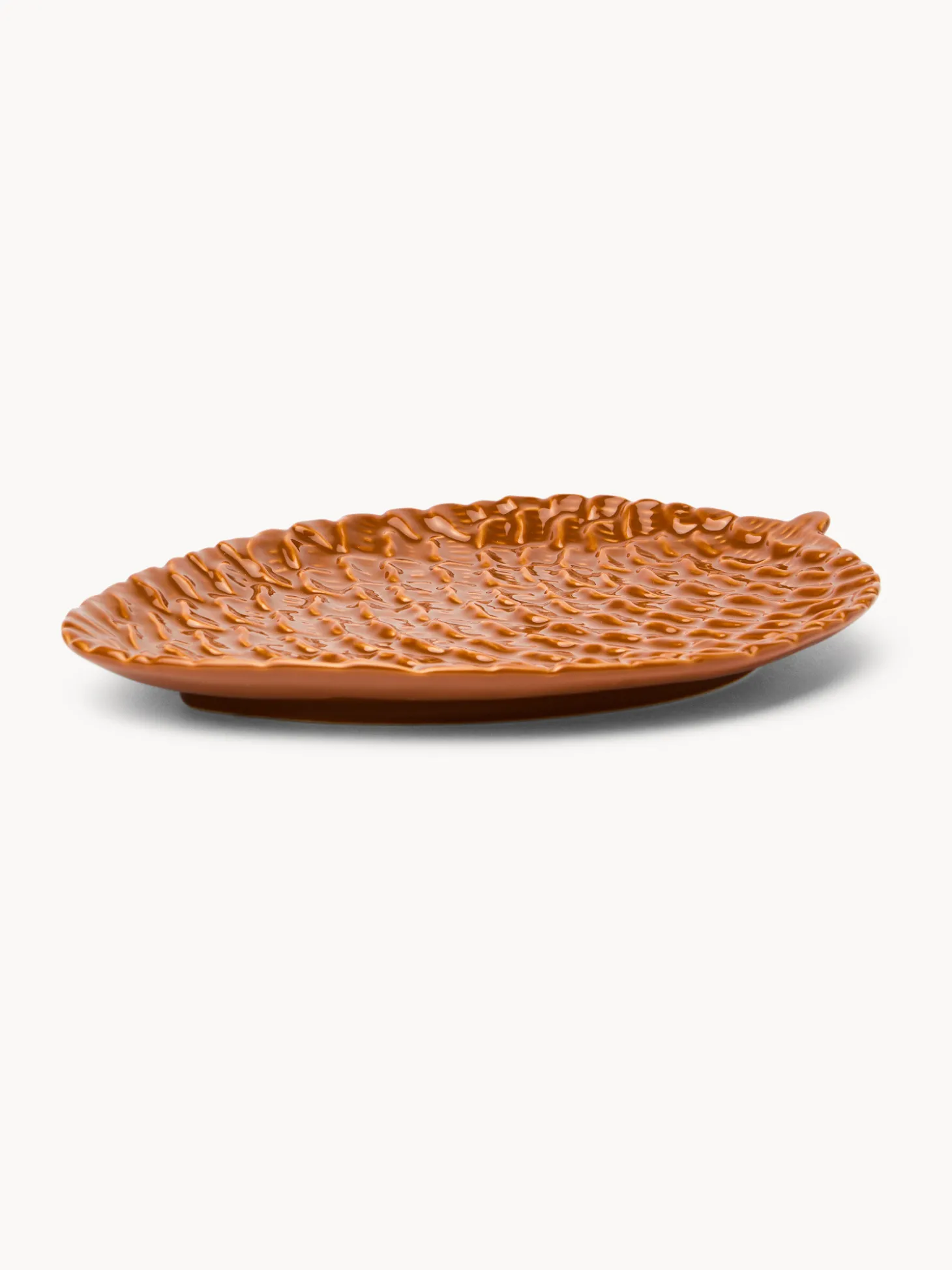 Piatto in ceramica a pigna